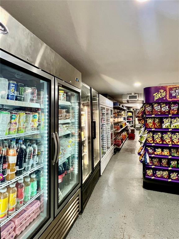 6101 Symmes Road Gibsonton, FL 33534 - Photo 15 of 21 a view of a room with racks