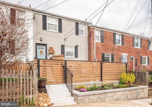 $800,000 | 3002 Landover Street, Alexandria, VA 22305