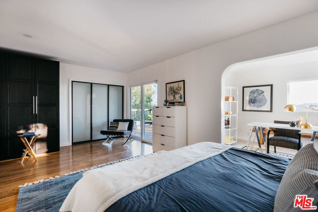 3074 Roderick Place Los Angeles, CA 90065 - Photo 16 of 27