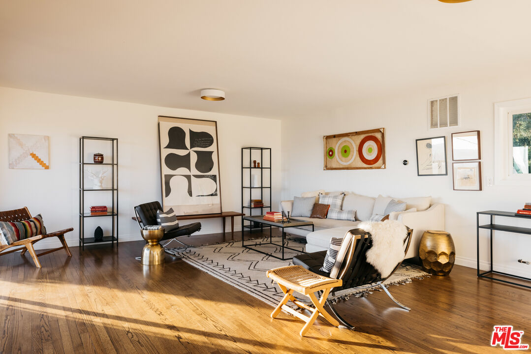 3074 Roderick Place Los Angeles, CA 90065 - Photo 20 of 27