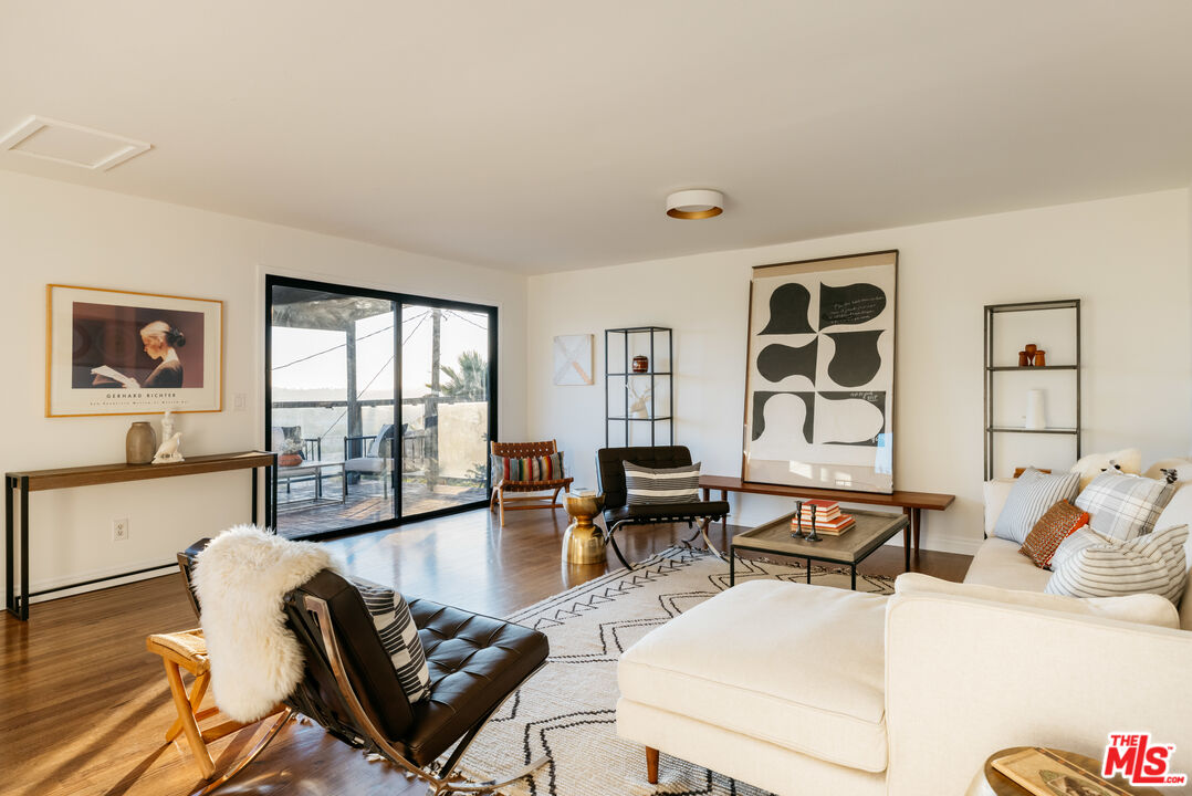 3074 Roderick Place Los Angeles, CA 90065 - Photo 21 of 27