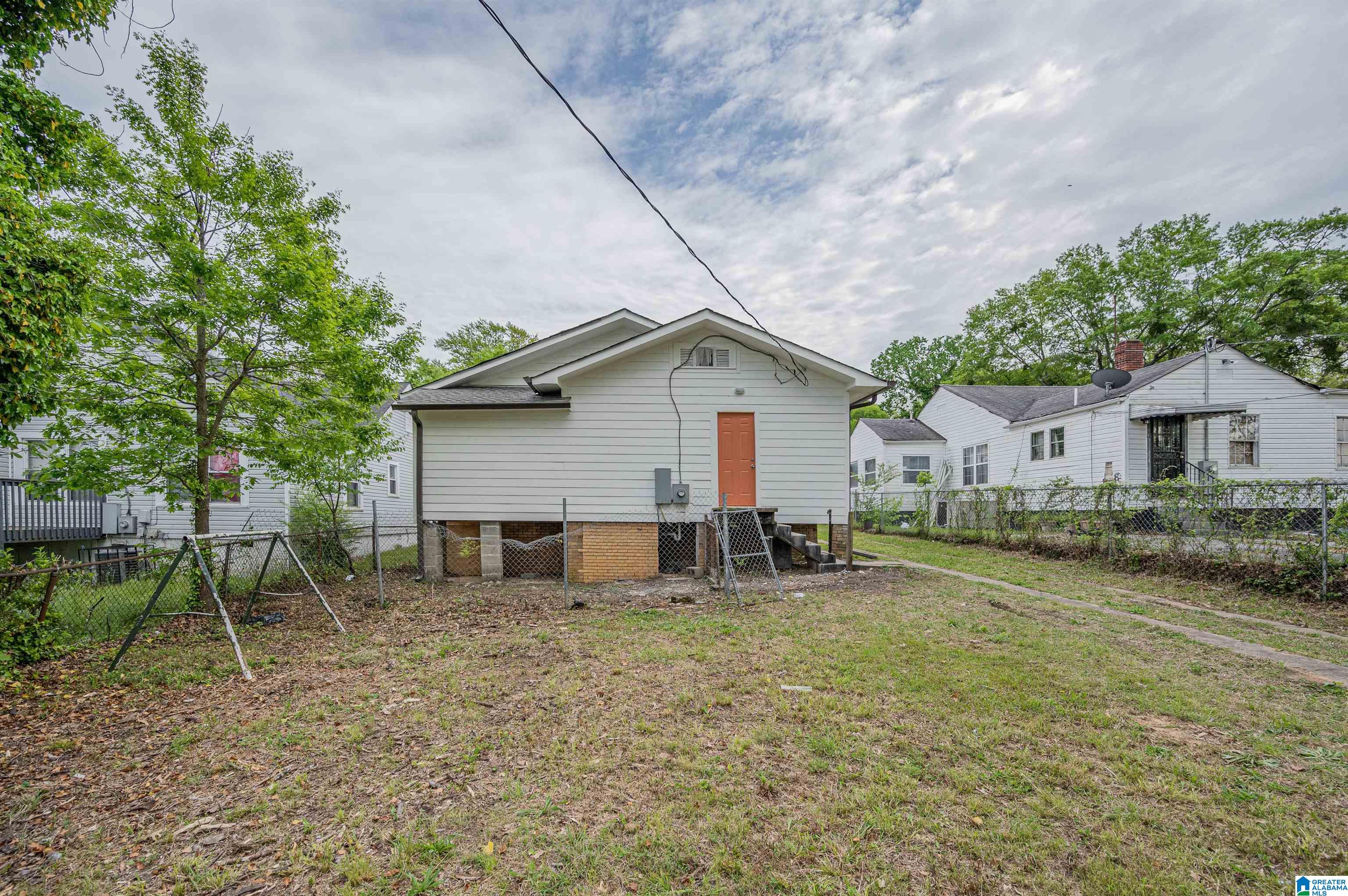 932 Valley Rd Place Birmingham, AL 35208 - Photo 31 of 32
