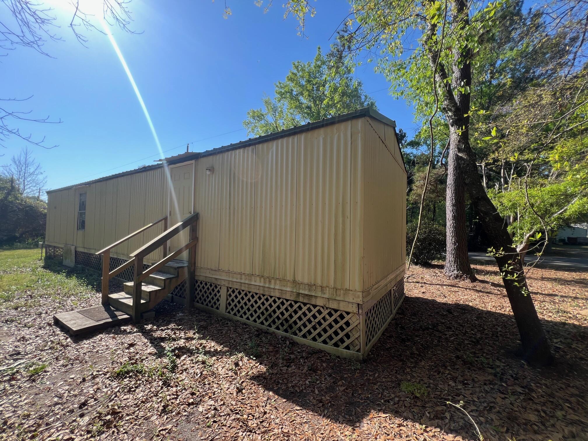 205 3rd Street Walterboro, SC 29488 - Photo 3 of 16 IMG_0515