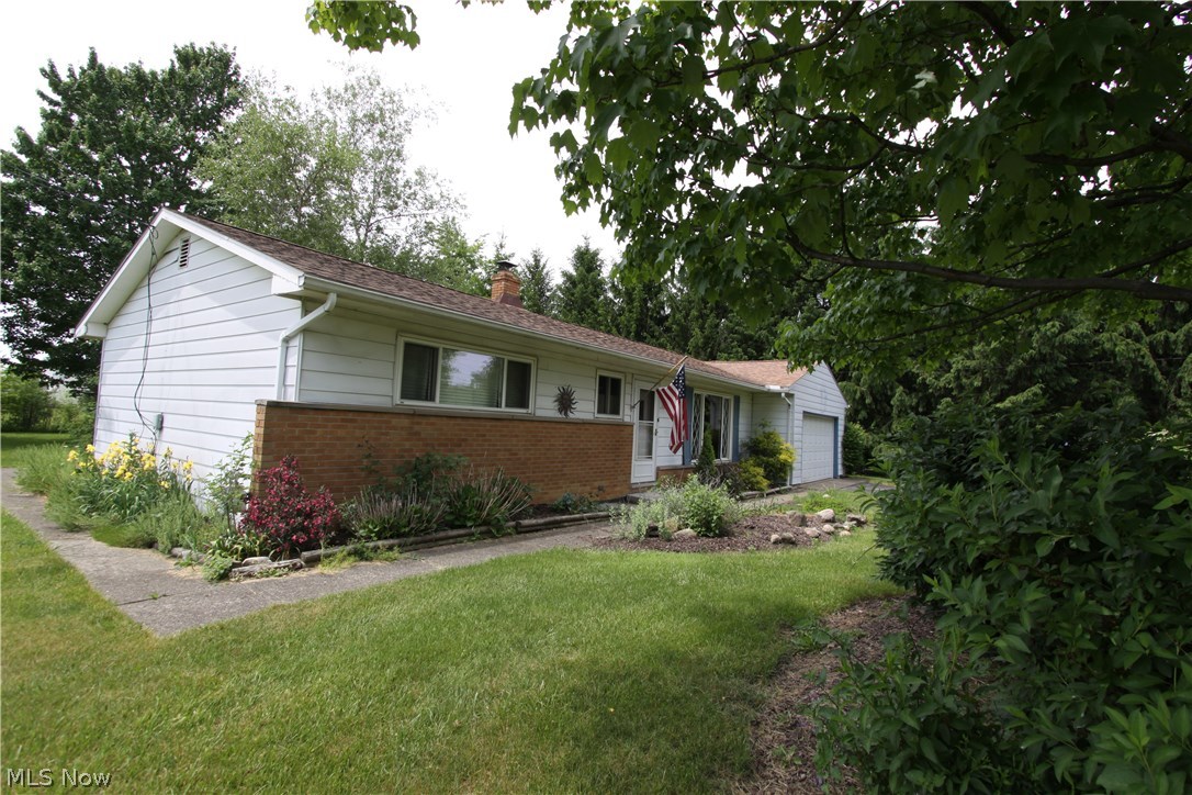 10266 Broadview Road Broadview Heights, OH 44147 - Photo 2 of 10 Gallery Image 2