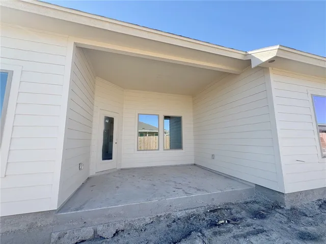 a view of a house with a garage