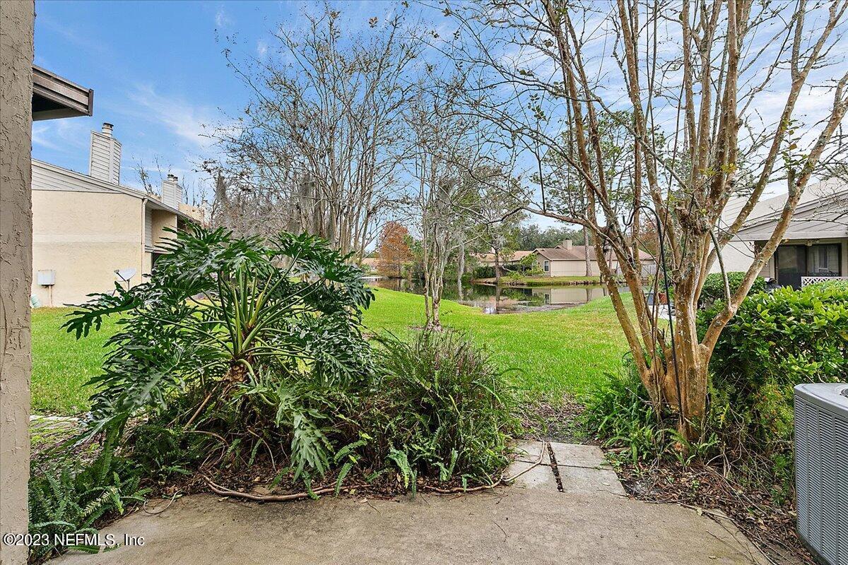 3801 Crown Point Road, Unit 1184 Jacksonville, FL 32257 - Photo 16 of 19 16-Patio