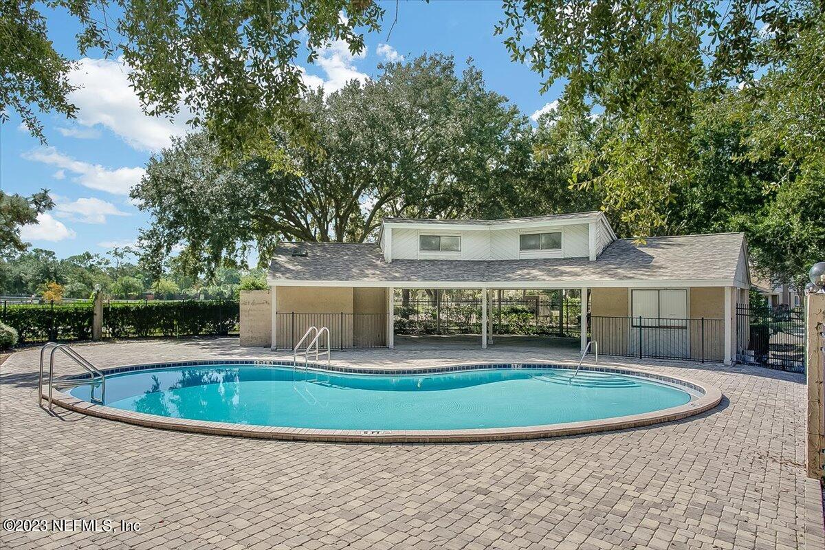 3801 Crown Point Road, Unit 1184 Jacksonville, FL 32257 - Photo 18 of 19 18-Community Pool