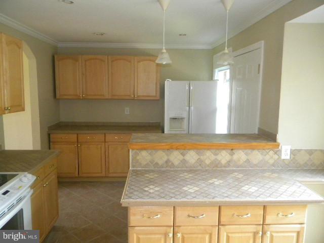 12919 Matey Road Silver Spring, MD 20906 - Photo 6 of 14 Kitchen
