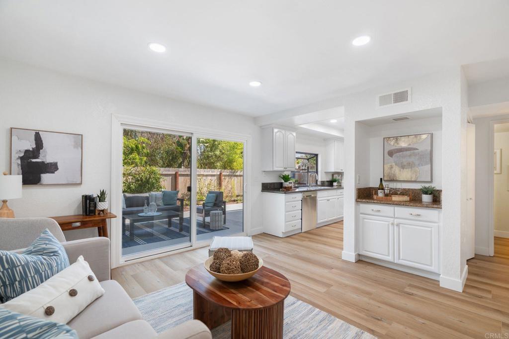 1463 Flair Encinitas Drive Encinitas, CA 92024 - Photo 13 of 28