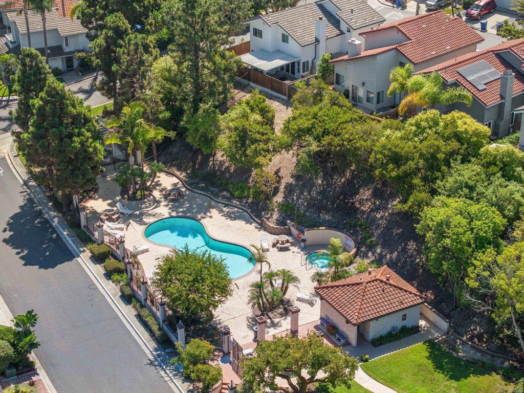 1463 Flair Encinitas Drive Encinitas, CA 92024 - Photo 26 of 28