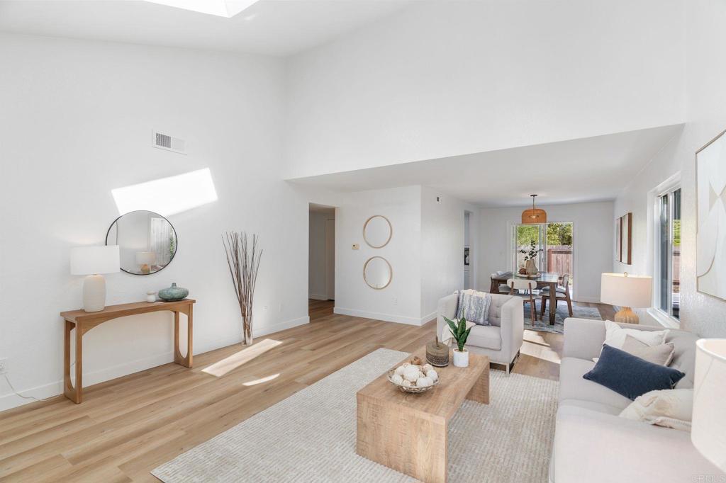 1463 Flair Encinitas Drive Encinitas, CA 92024 - Photo 6 of 28