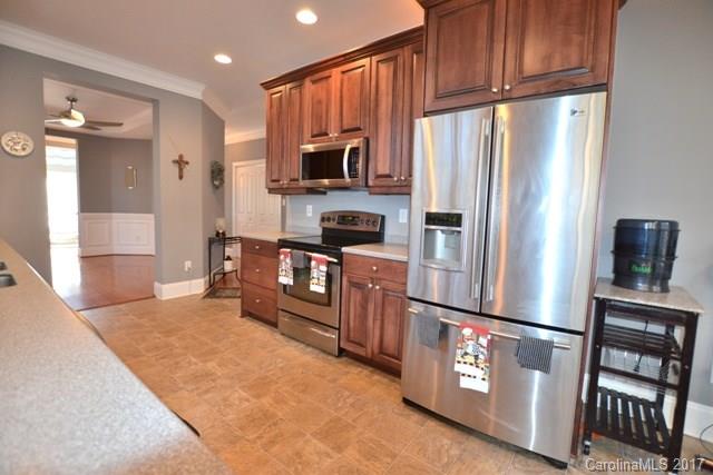 408 Merion Lane Fort Mill, SC 29708 - Photo 7 of 23 Gallery Image 7