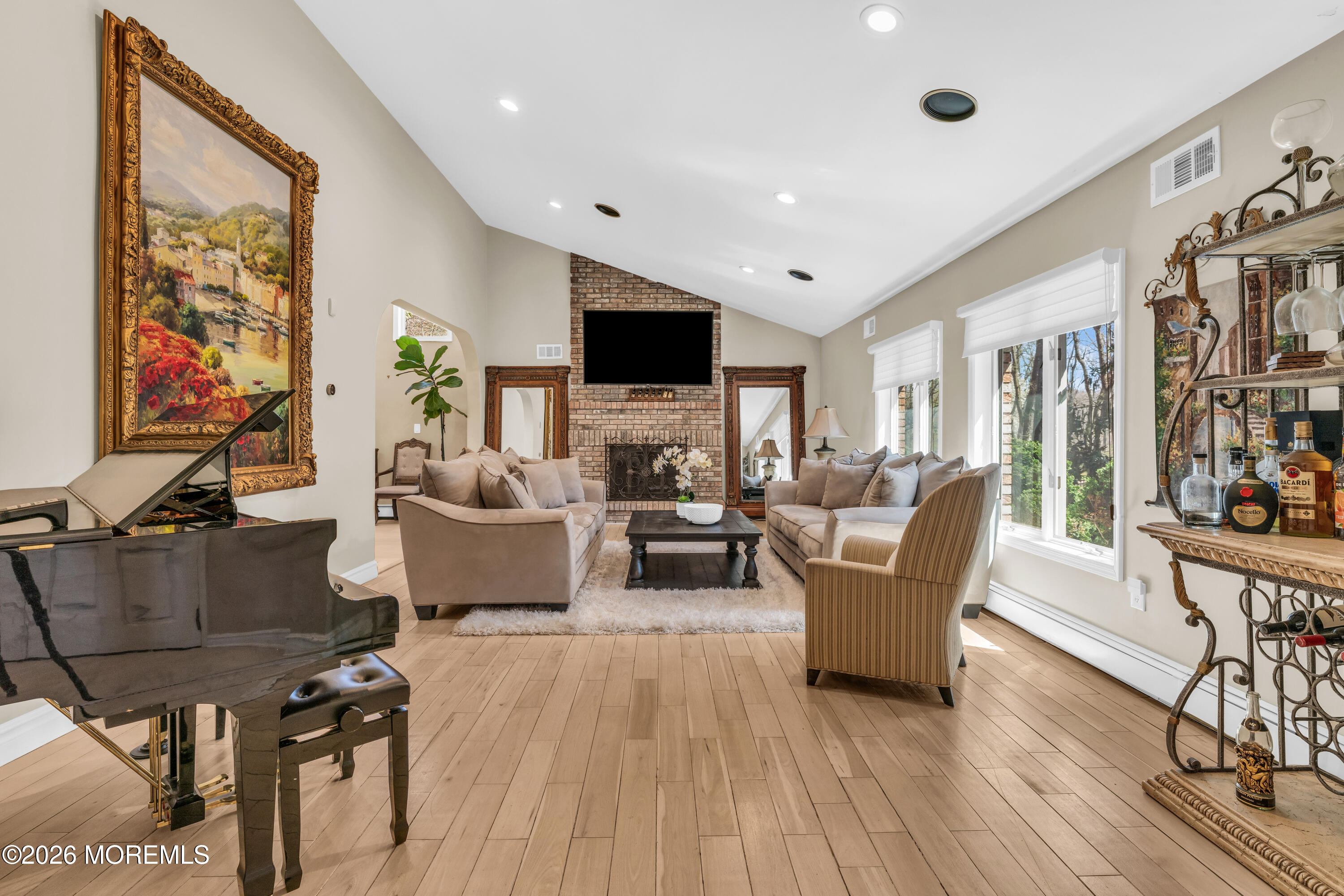 12 Red Fox Run Manalapan, NJ 07726 - Photo 8 of 57 print_quality-12118Hommati