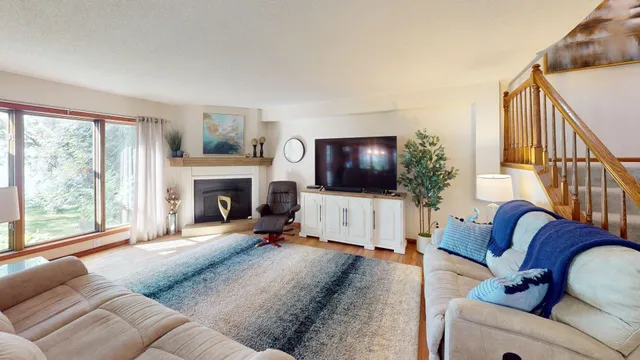 $747,000 | 7719 North Shore Drive, Spicer, MN 56288