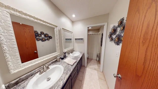 $747,000 | 7719 North Shore Drive, Spicer, MN 56288