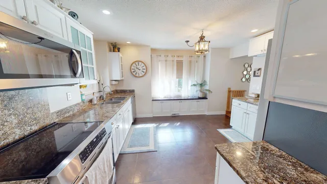 $747,000 | 7719 North Shore Drive, Spicer, MN 56288