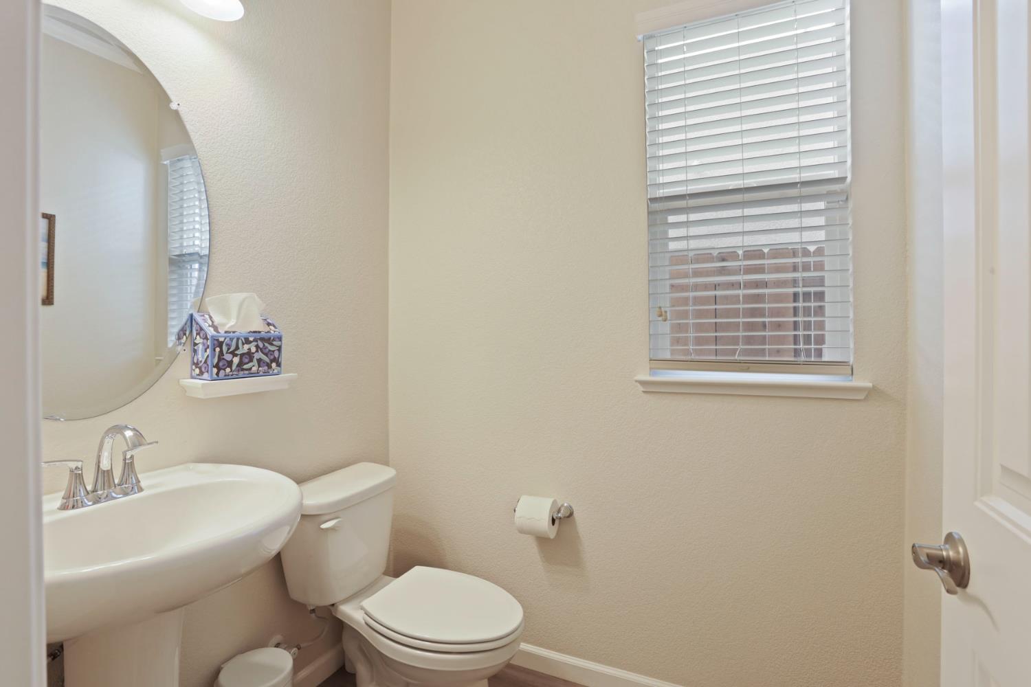 1544 Aspire Way Modesto, CA 95356 - Photo 12 of 32