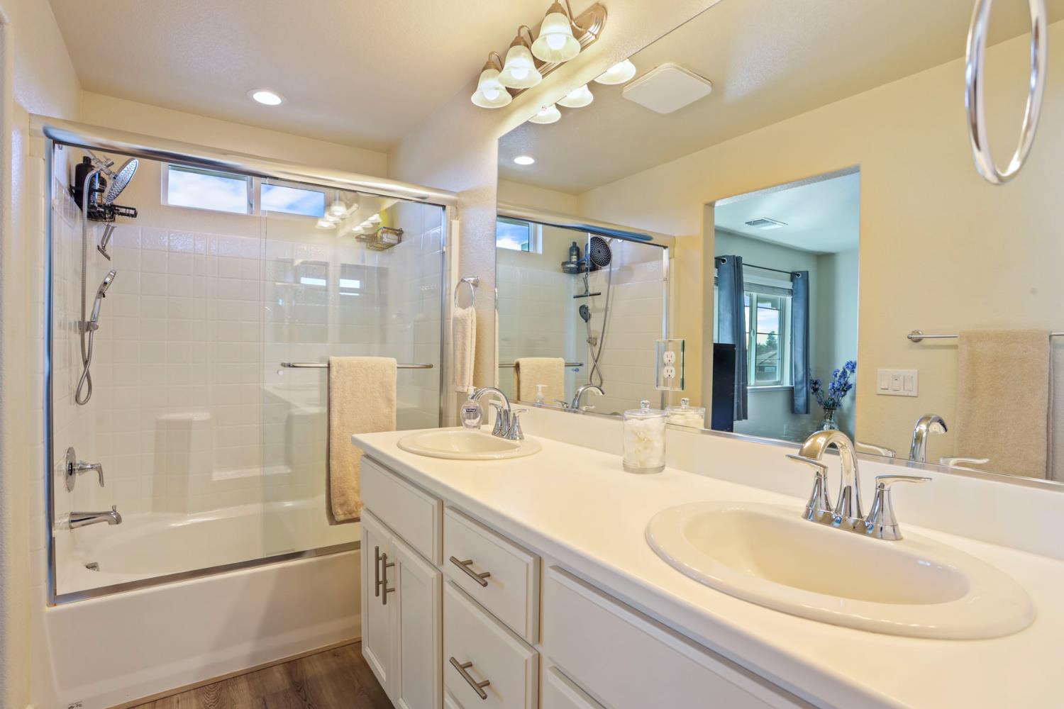 1544 Aspire Way Modesto, CA 95356 - Photo 25 of 32