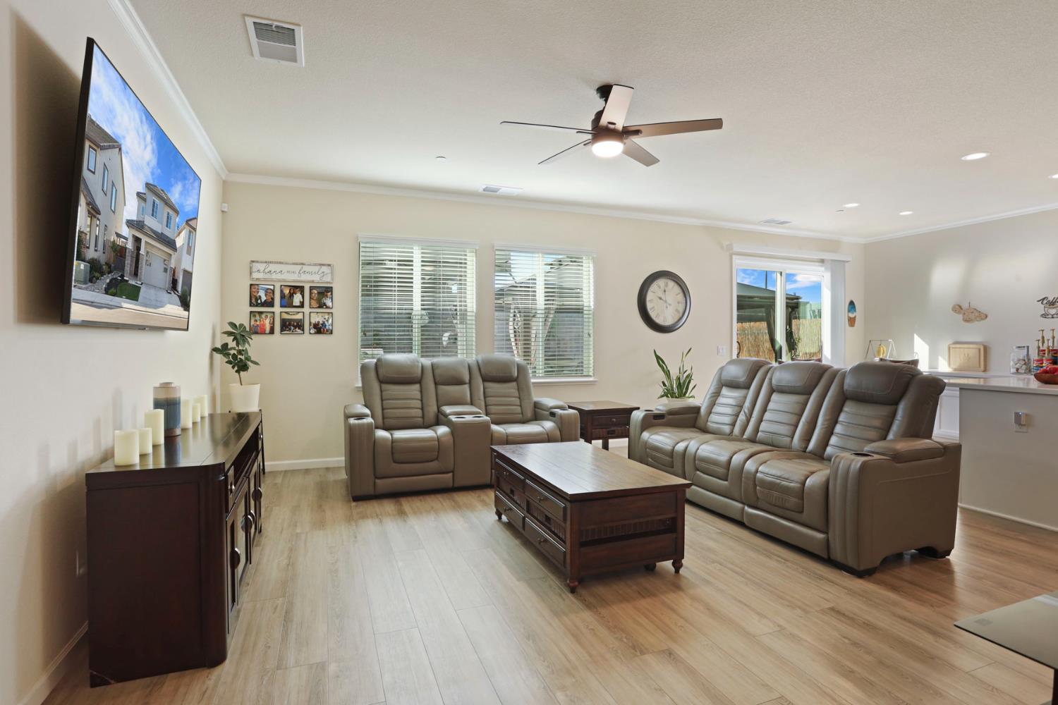 1544 Aspire Way Modesto, CA 95356 - Photo 4 of 32