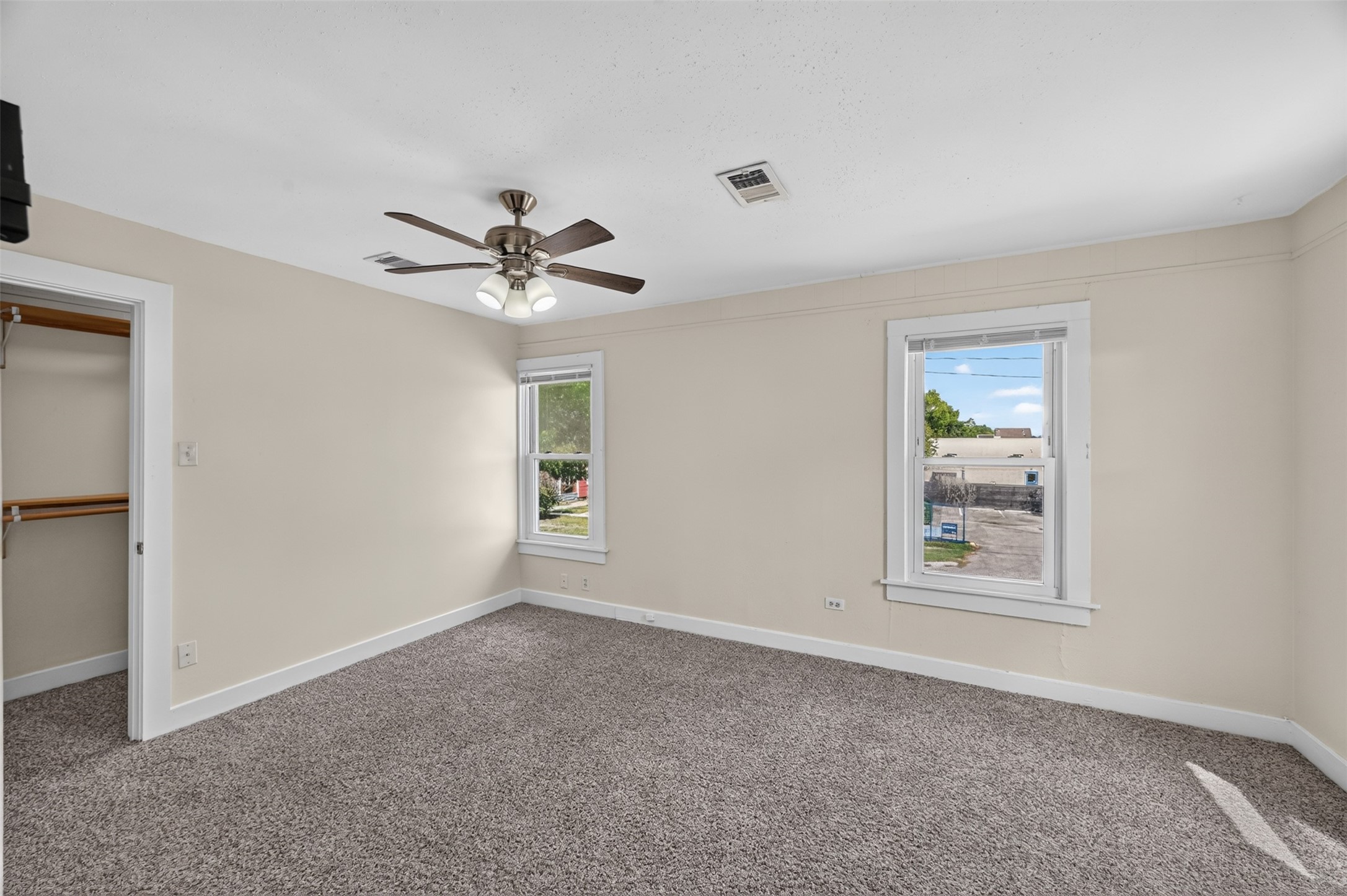210 West 13th Street, Unit A Houston, TX 77008 - Photo 23 of 37 Gallery Image 23