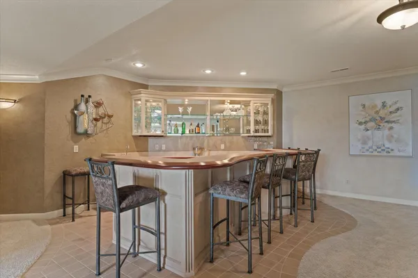 $775,000 | 33084 Lake Forest Court, Niles, MI 49120
