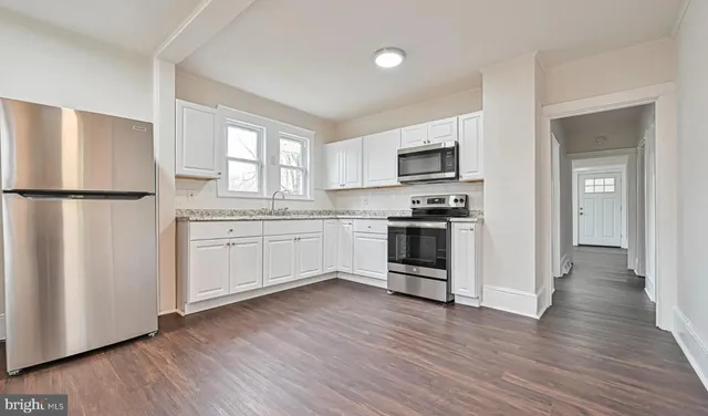 $3,200 | 2531 East Chestnut Avenue, Vineland, NJ 08361