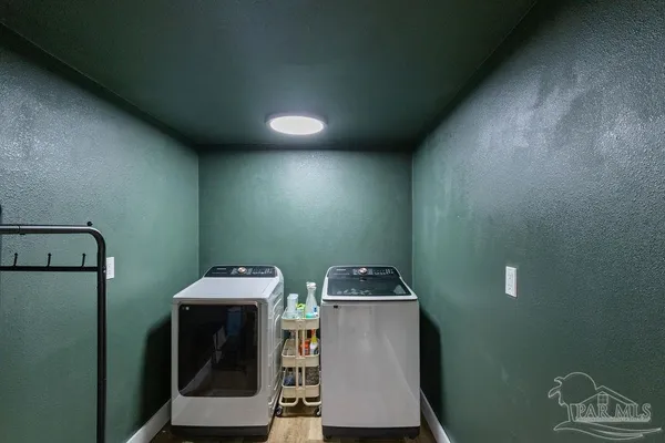 $850,000 | 11278 Old Pine Loop Road, Jay, FL 32565