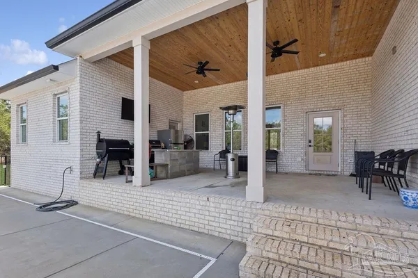 $850,000 | 11278 Old Pine Loop Road, Jay, FL 32565