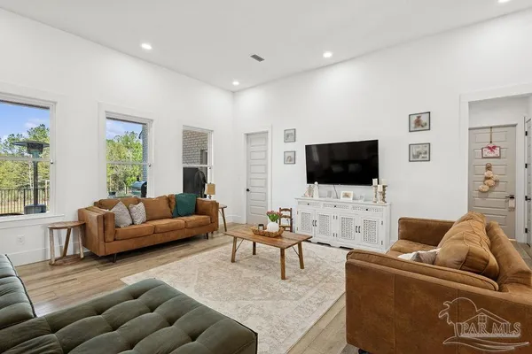 $850,000 | 11278 Old Pine Loop Road, Jay, FL 32565