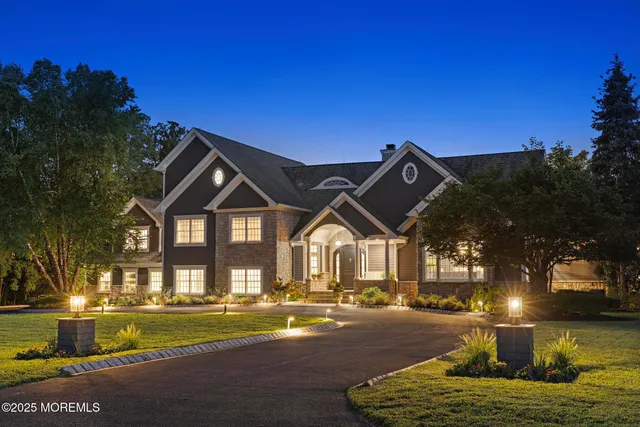 $5,595,000 | 8 Black Point Horseshoe Street, Rumson, NJ 07760