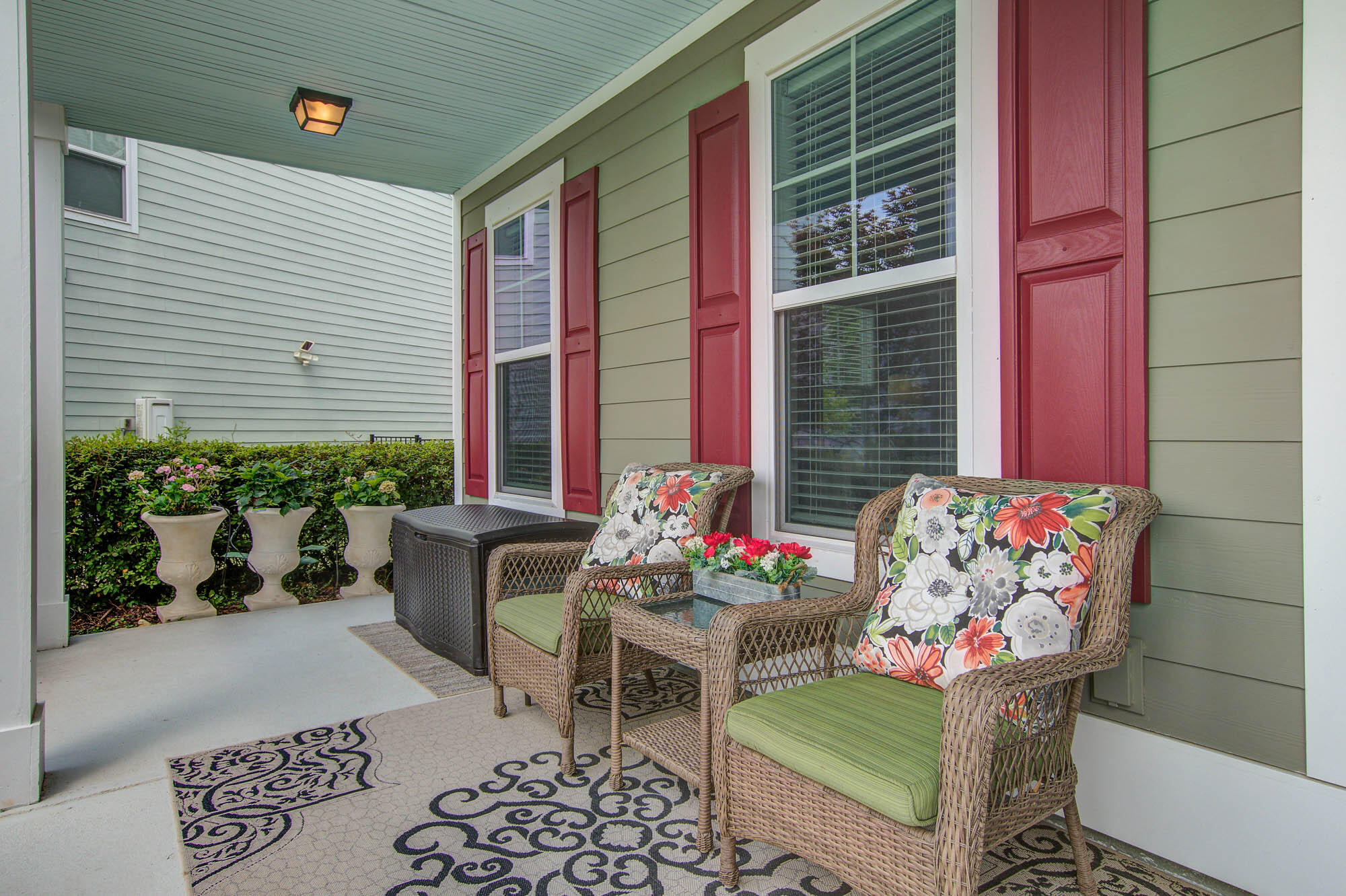 1201 Raven Road Hanahan, SC 29410 - Photo 4 of 49 1201 (5)