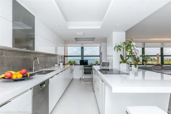 $15,500 | 3 Grove Isle Drive, Unit C502, Miami, FL 33133