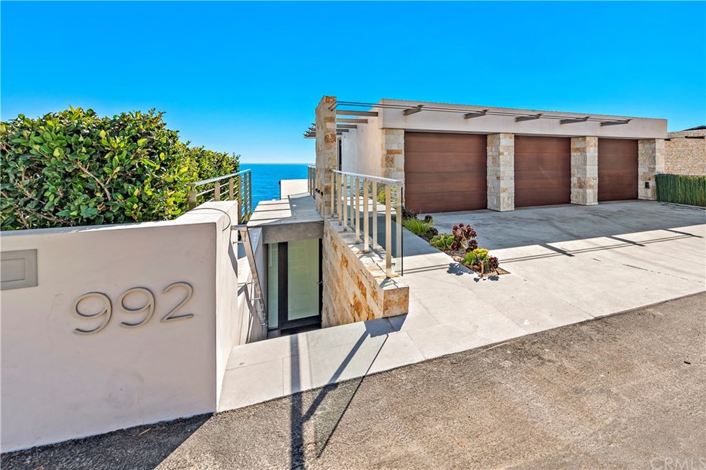 992 Ocean Front Laguna Beach, CA 92651 - Photo 32 of 33 Front entrance and 3 car garage.