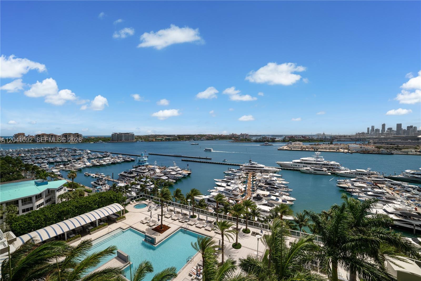 400 Alton Road, Unit 1206 Miami Beach, FL 33139 - Photo 23 of 34