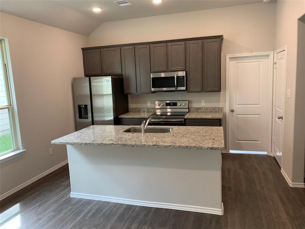 9992 Calendar Street Willis, TX 77318 - Photo 2 of 12