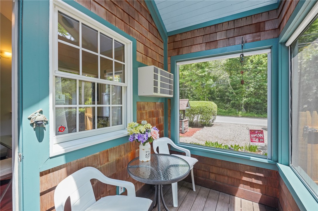 385 Read School House Road Coventry, RI 02816 - Photo 21 of 34