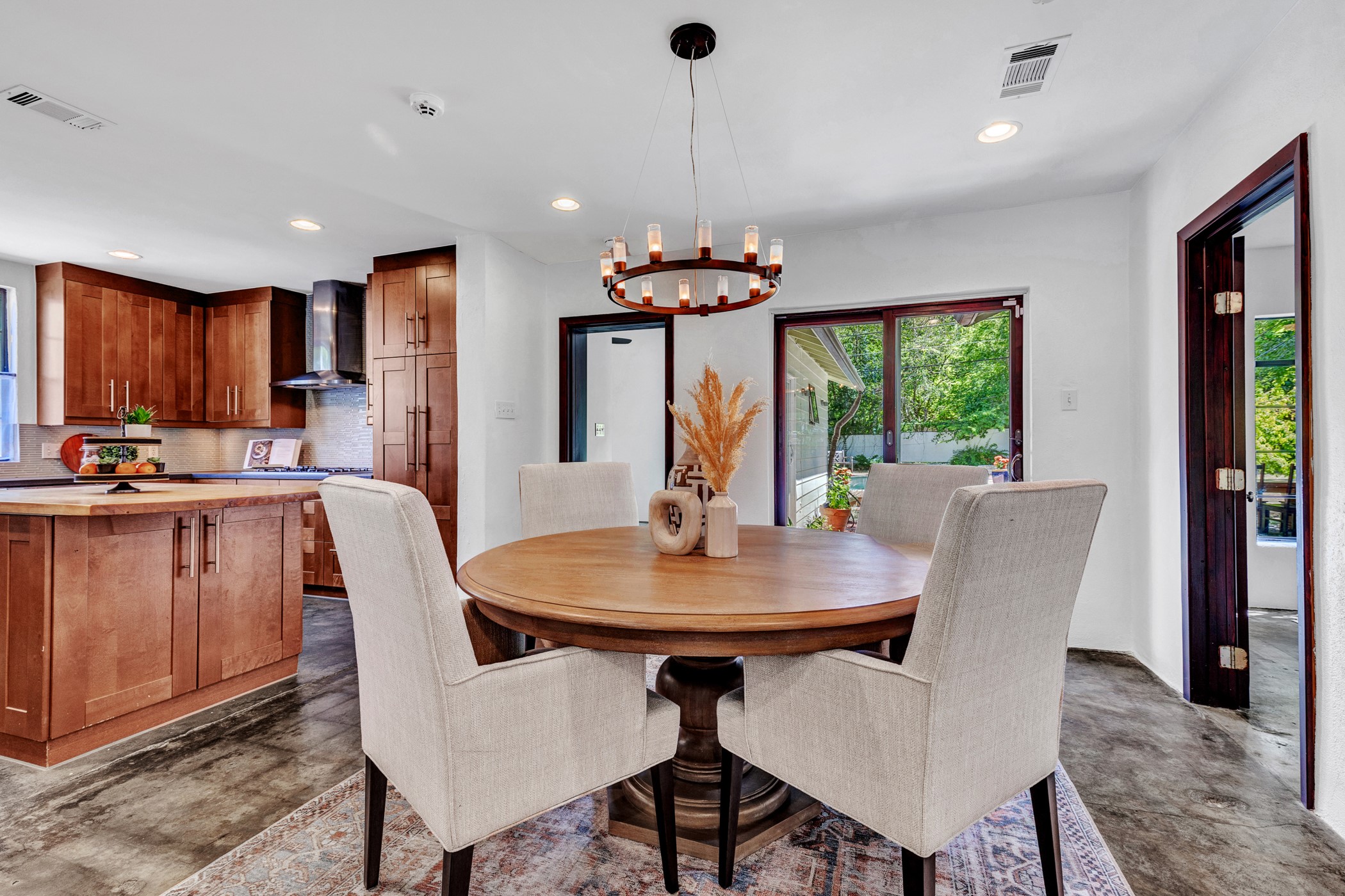 1208 Fairwood Road Austin, TX 78722 - Photo 14 of 40