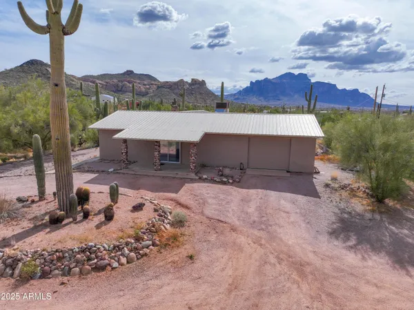 $999,000 | 1325 East Tonto Street, Apache Junction, AZ 85119