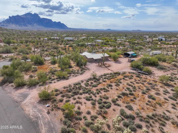 $999,000 | 1325 East Tonto Street, Apache Junction, AZ 85119