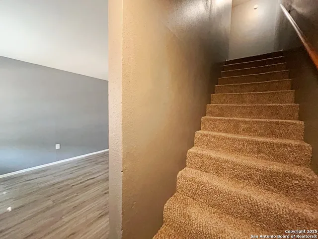 $795 | 2802 Lasses Boulevard, Unit 15, San Antonio, TX 78223