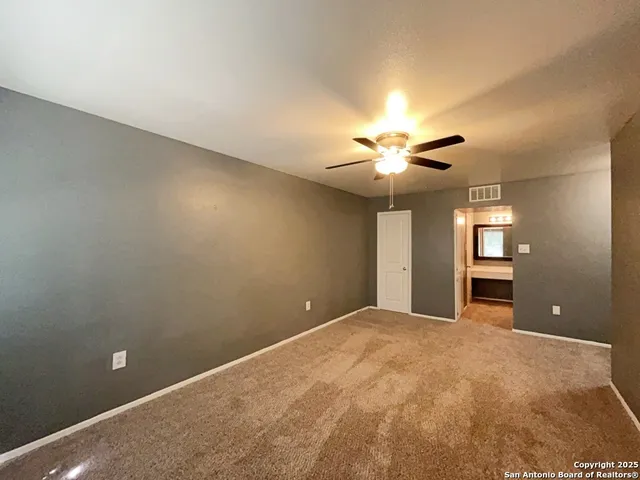 $795 | 2802 Lasses Boulevard, Unit 15, San Antonio, TX 78223