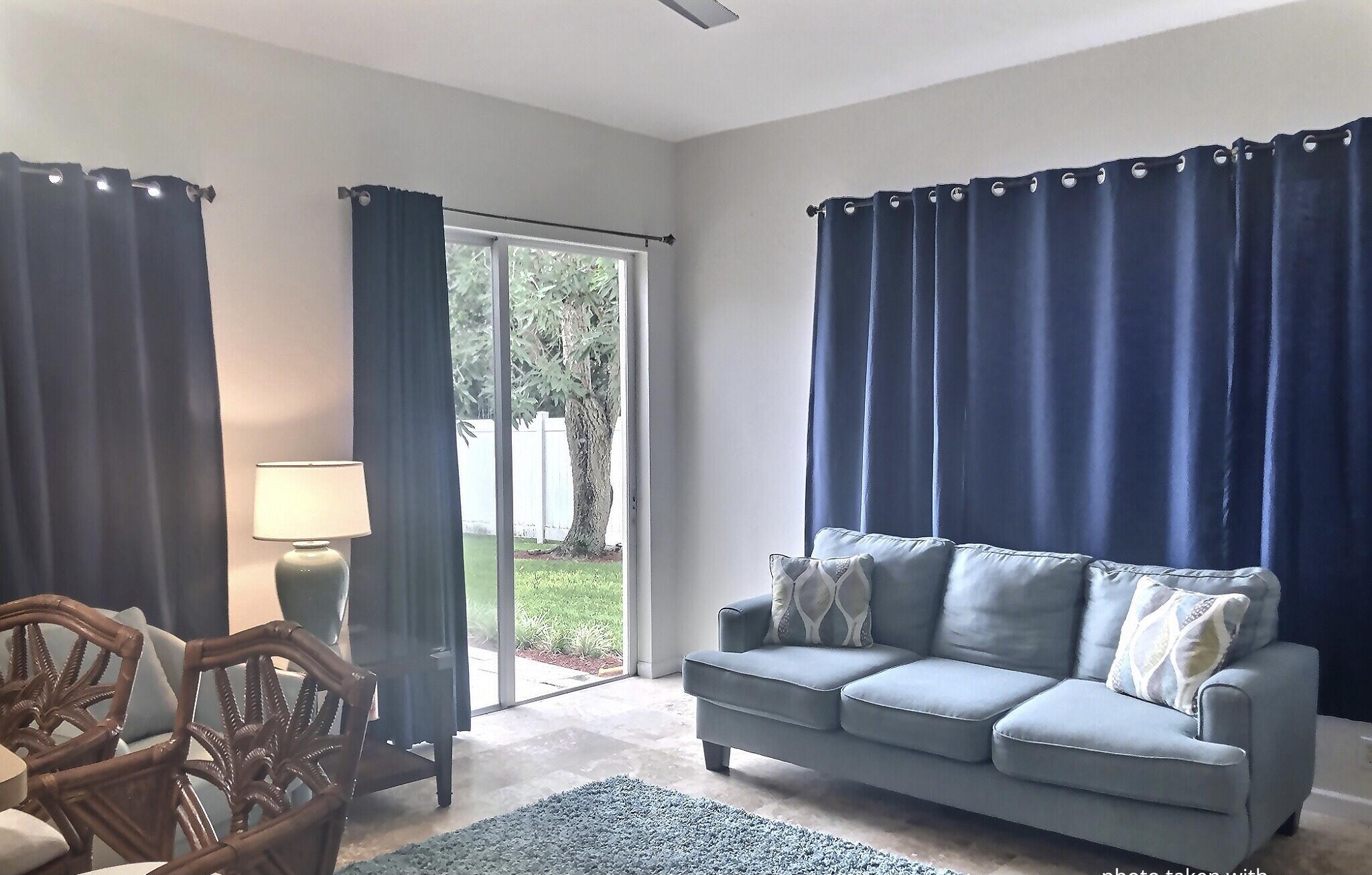 5824 Spanish River Road Fort Pierce, FL 34951 - Photo 13 of 61 Family room 4