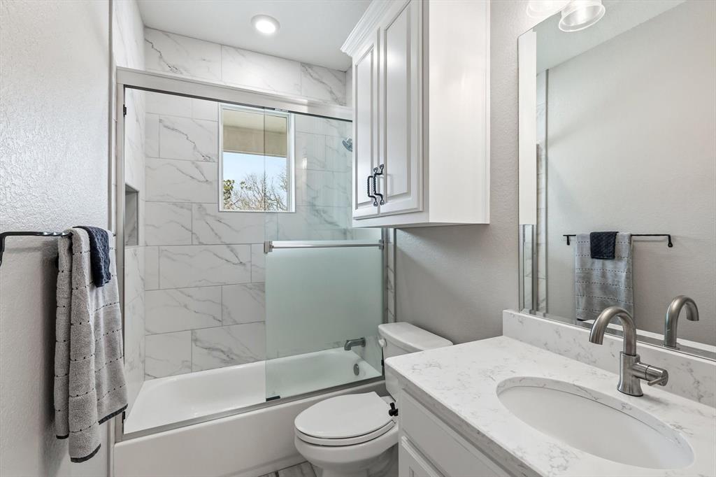 8799 County Road 299 Graham, TX 76450 - Photo 29 of 34 Guest full bath