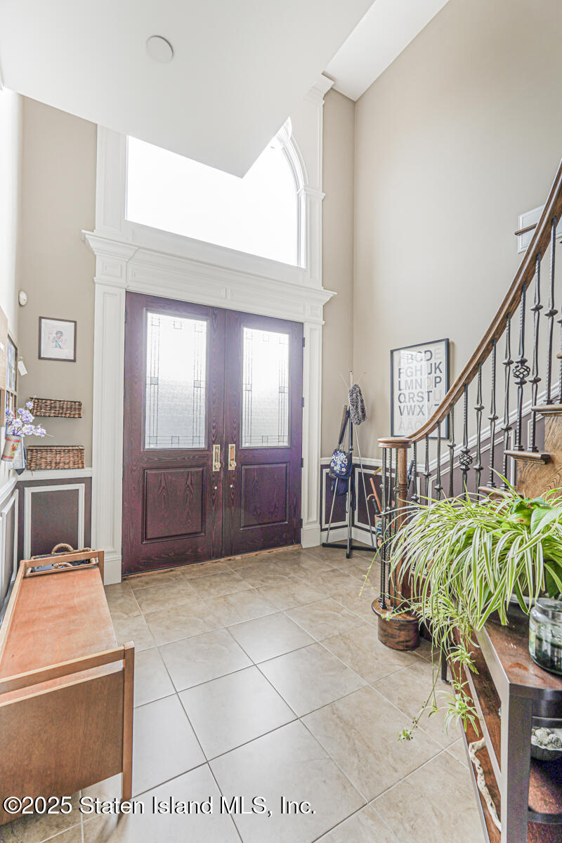 28 Brookside Loop Staten Island, NY 10309 - Photo 4 of 60 Photo Feb 22 2018, 5 44 35 PM