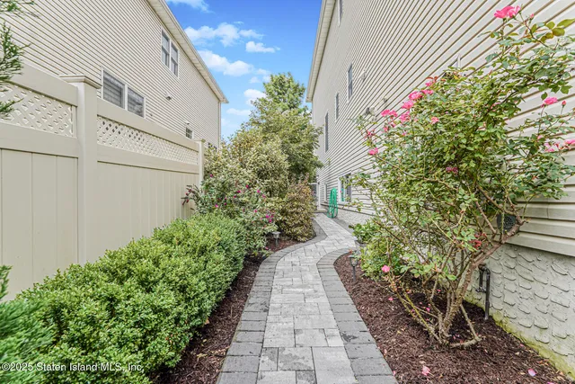 a picture of floor plan