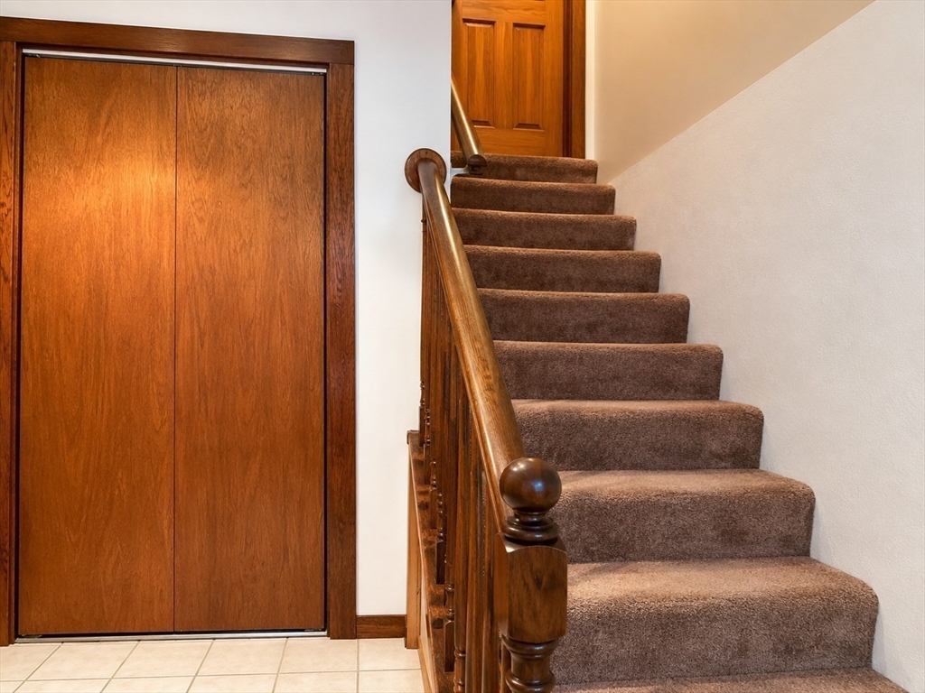 20-7 Rice Lane Worcester, MA 01604 - Photo 3 of 21