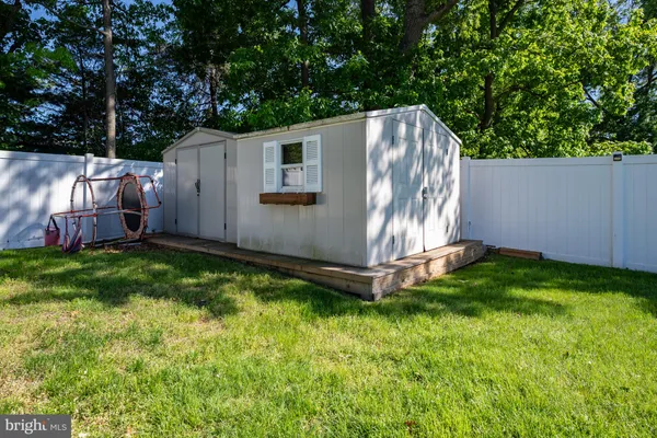 $8,200 | 5247 Mitchell Street, Alexandria, VA 22312