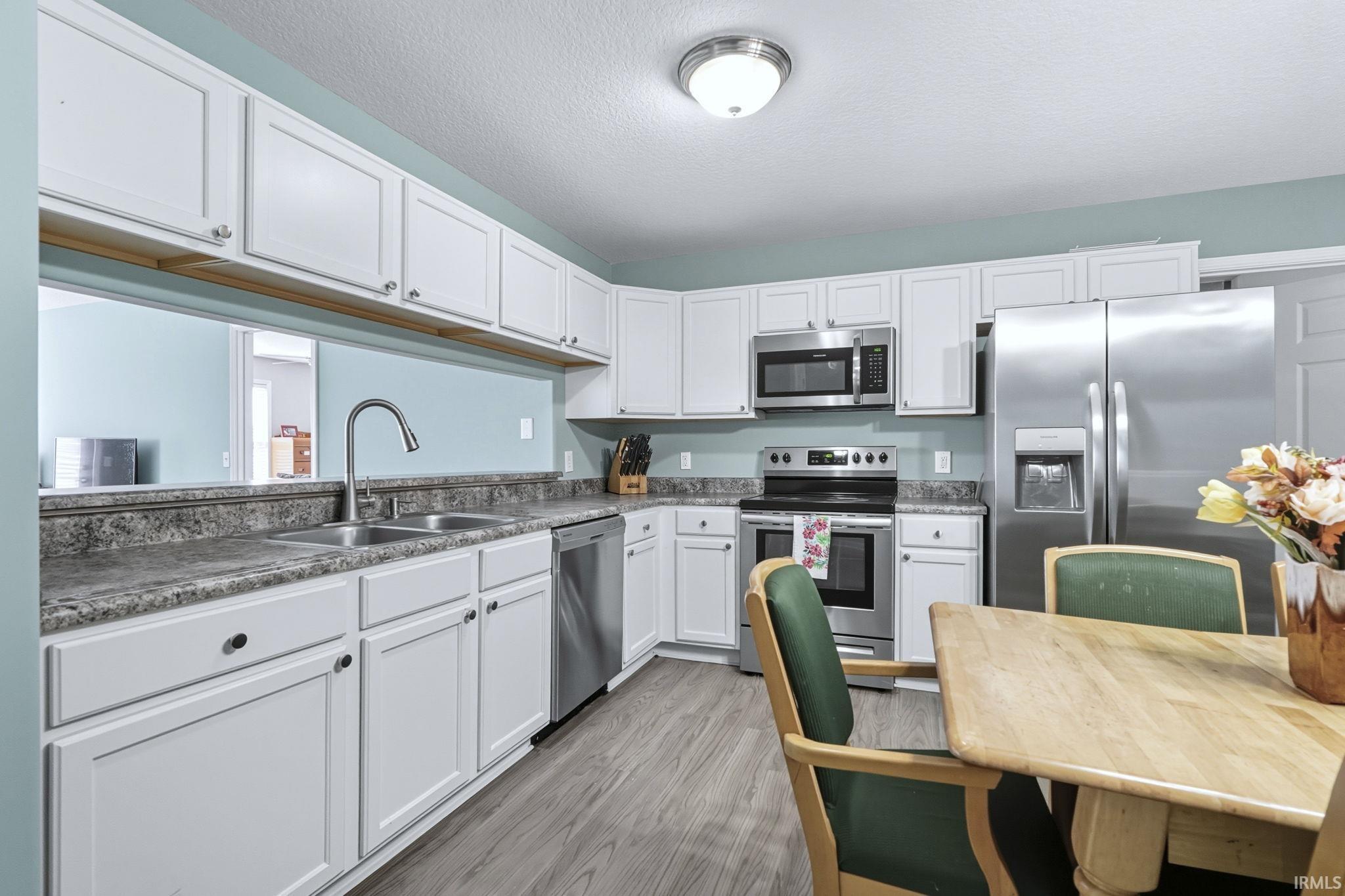 12202 Shearwater Run Fort Wayne, IN 46845 - Photo 9 of 25