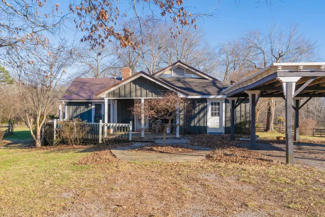 $2,500,000 | 698 Payne Chapel Road, Lookout Mountain, GA 30750