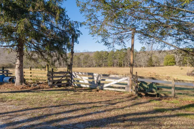 $2,500,000 | 698 Payne Chapel Road, Lookout Mountain, GA 30750